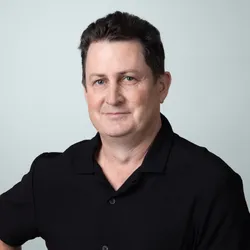 Greg Kelly