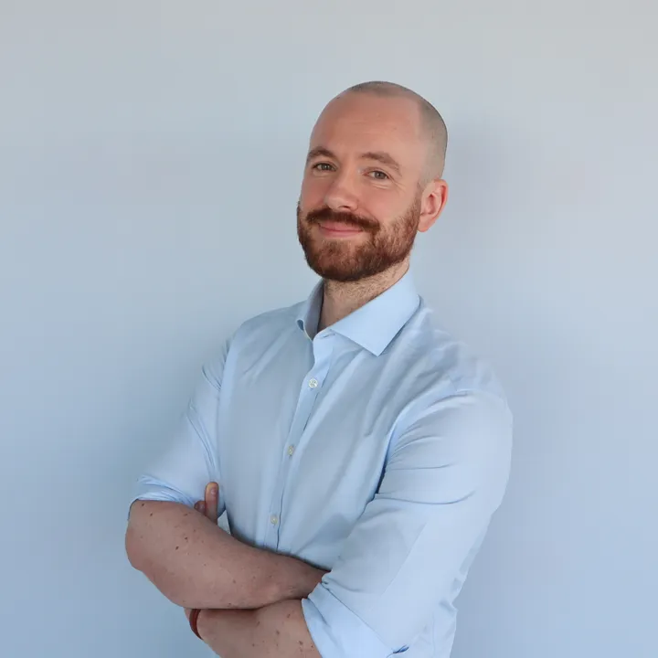 Dr Eoin O'Sullivan
