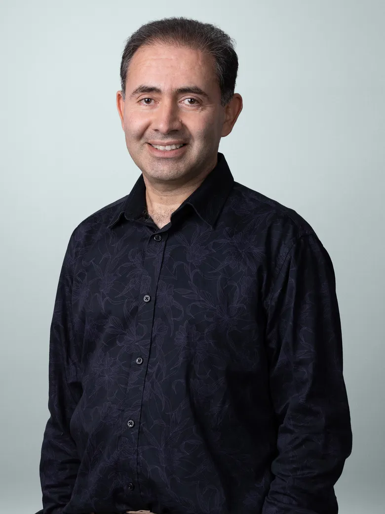 Puya Gharahkhani