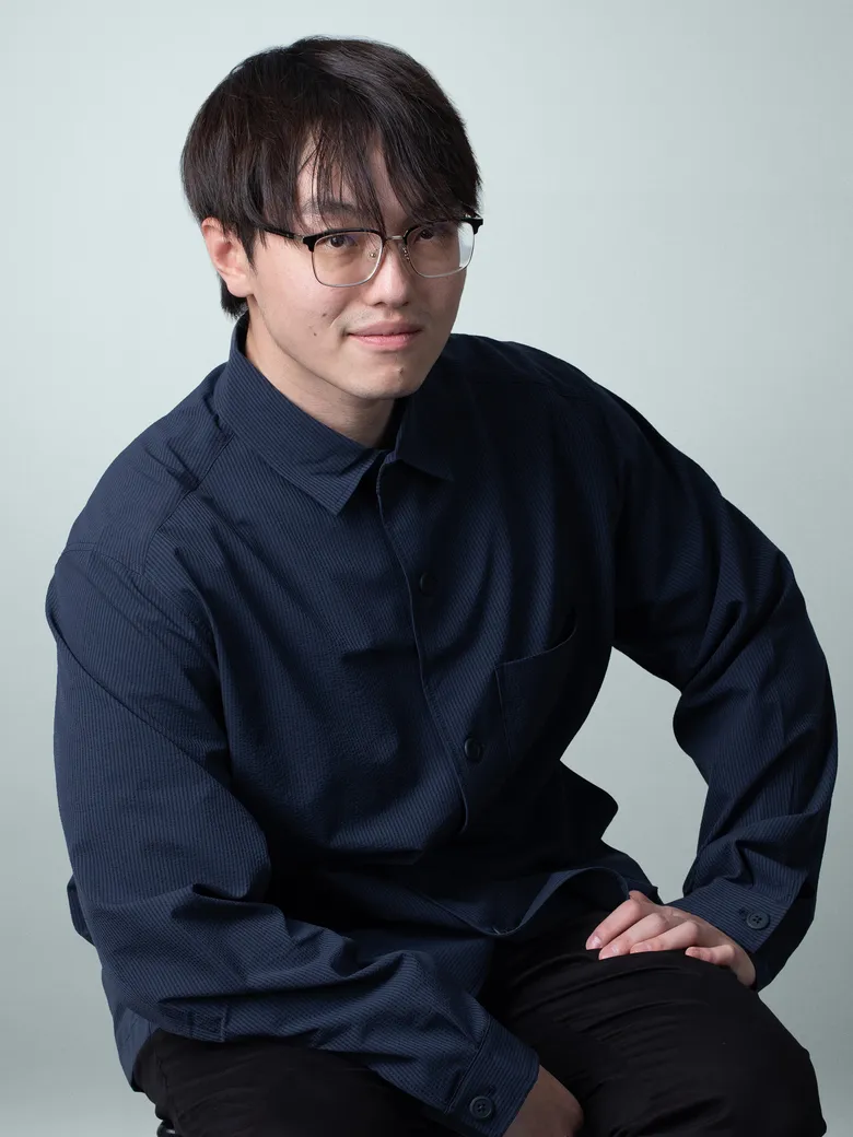 Weixiong He