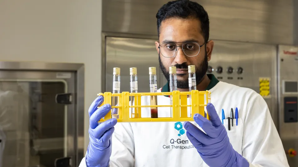 A Q-Gen scientist